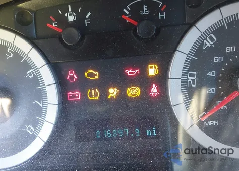 2008 Ford Escape Xlt z USA, uszkodzony, nr VIN 1FMCU931X8KC45104